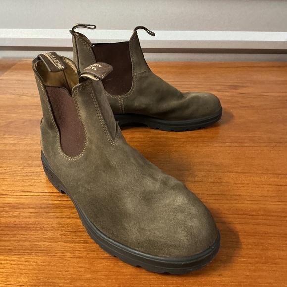 Blundstone Brown Chukka Boots - Picture 1 of 11